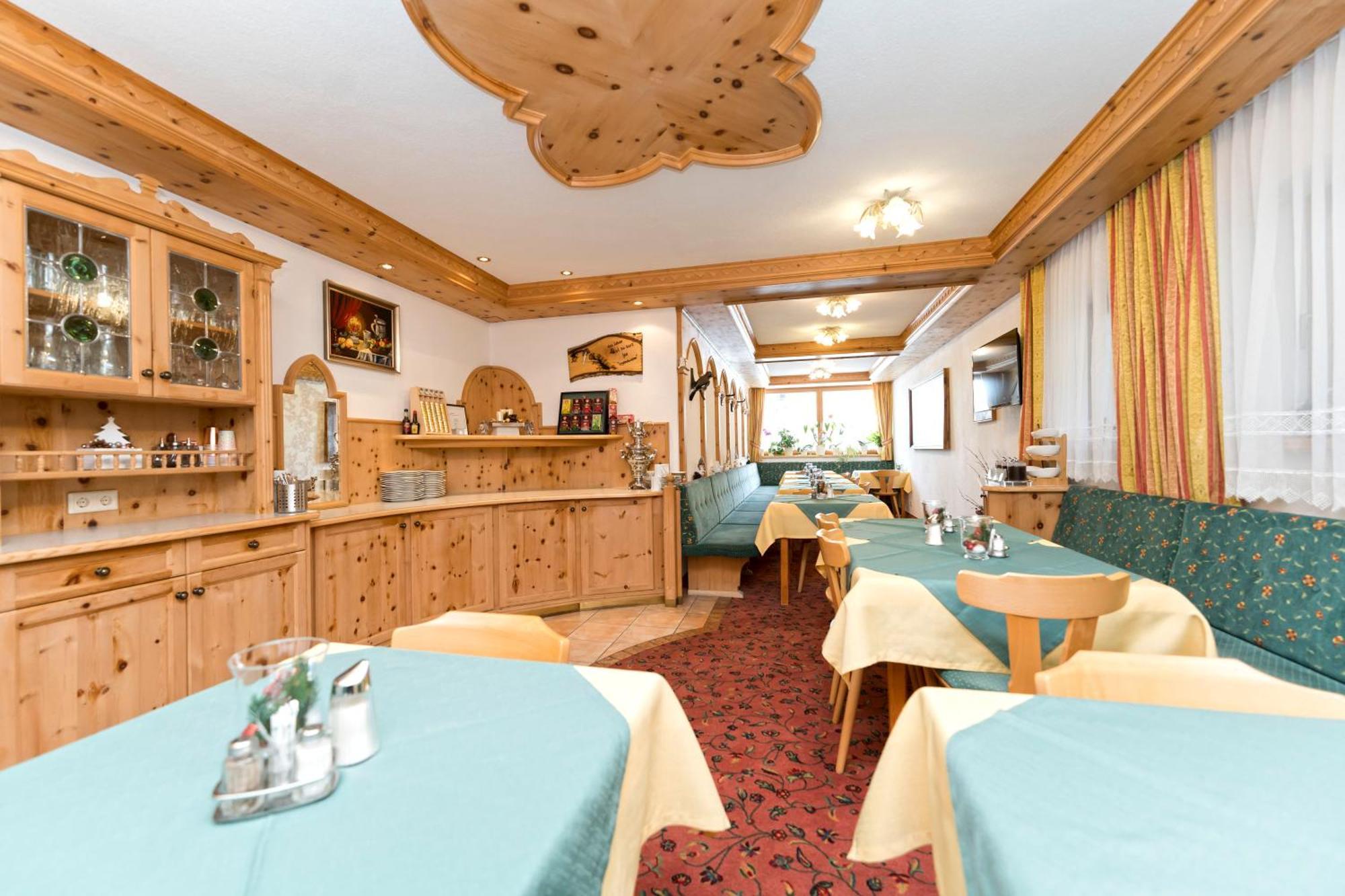 Hotel Garni Siegele - Inklusive Silvretta-Card Premium Ischgl Ngoại thất bức ảnh