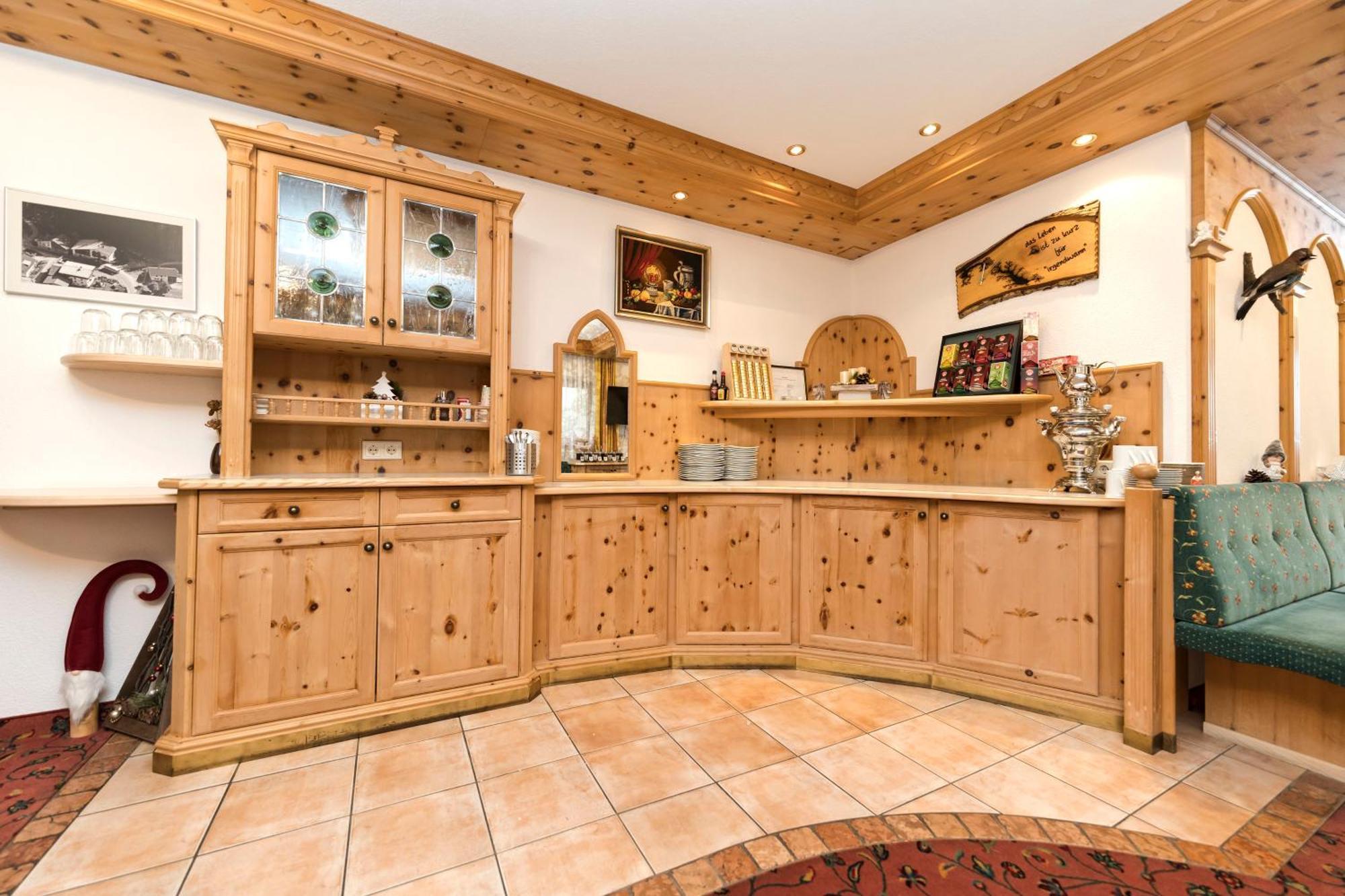 Hotel Garni Siegele - Inklusive Silvretta-Card Premium Ischgl Ngoại thất bức ảnh