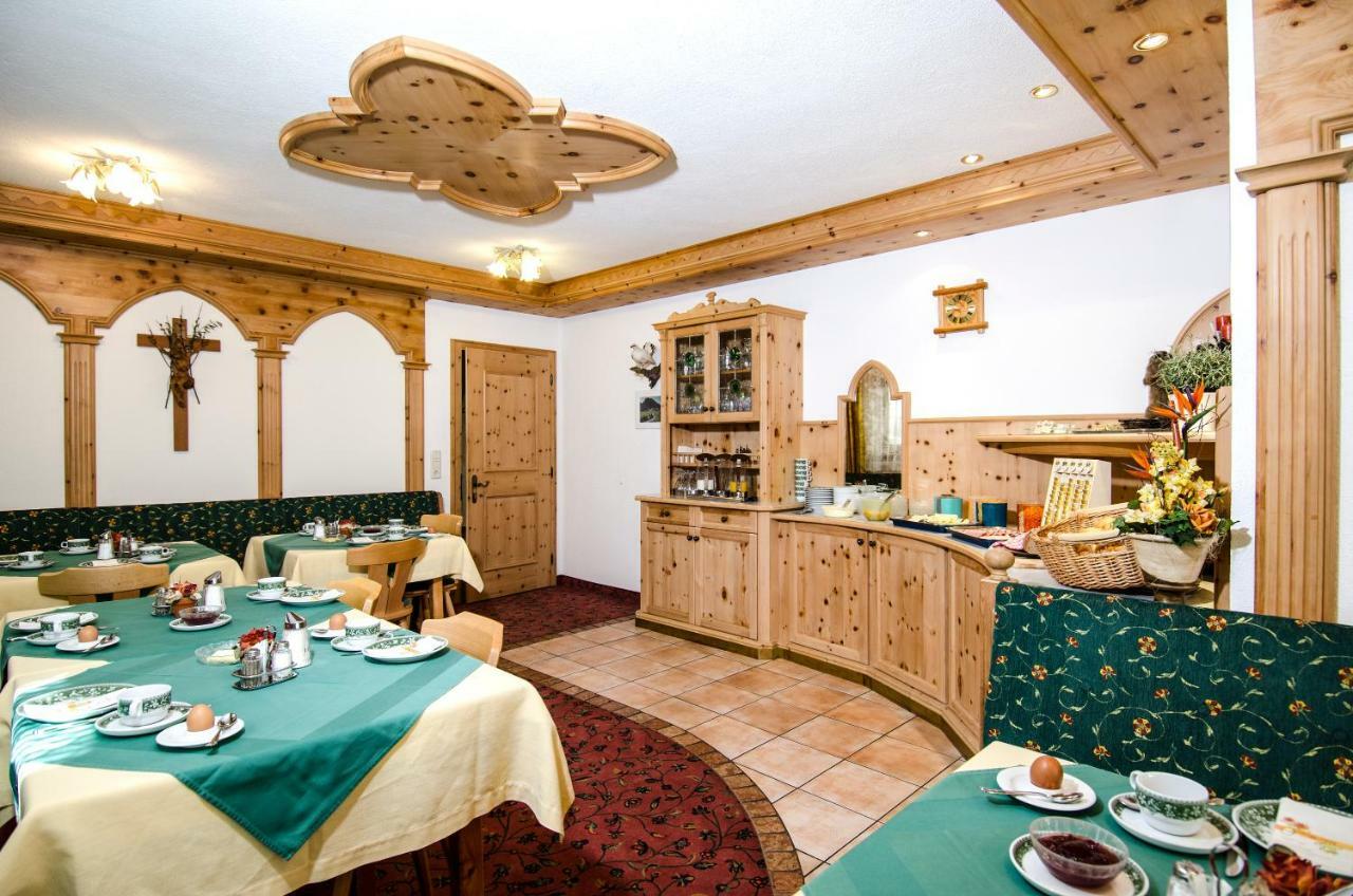 Hotel Garni Siegele - Inklusive Silvretta-Card Premium Ischgl Ngoại thất bức ảnh