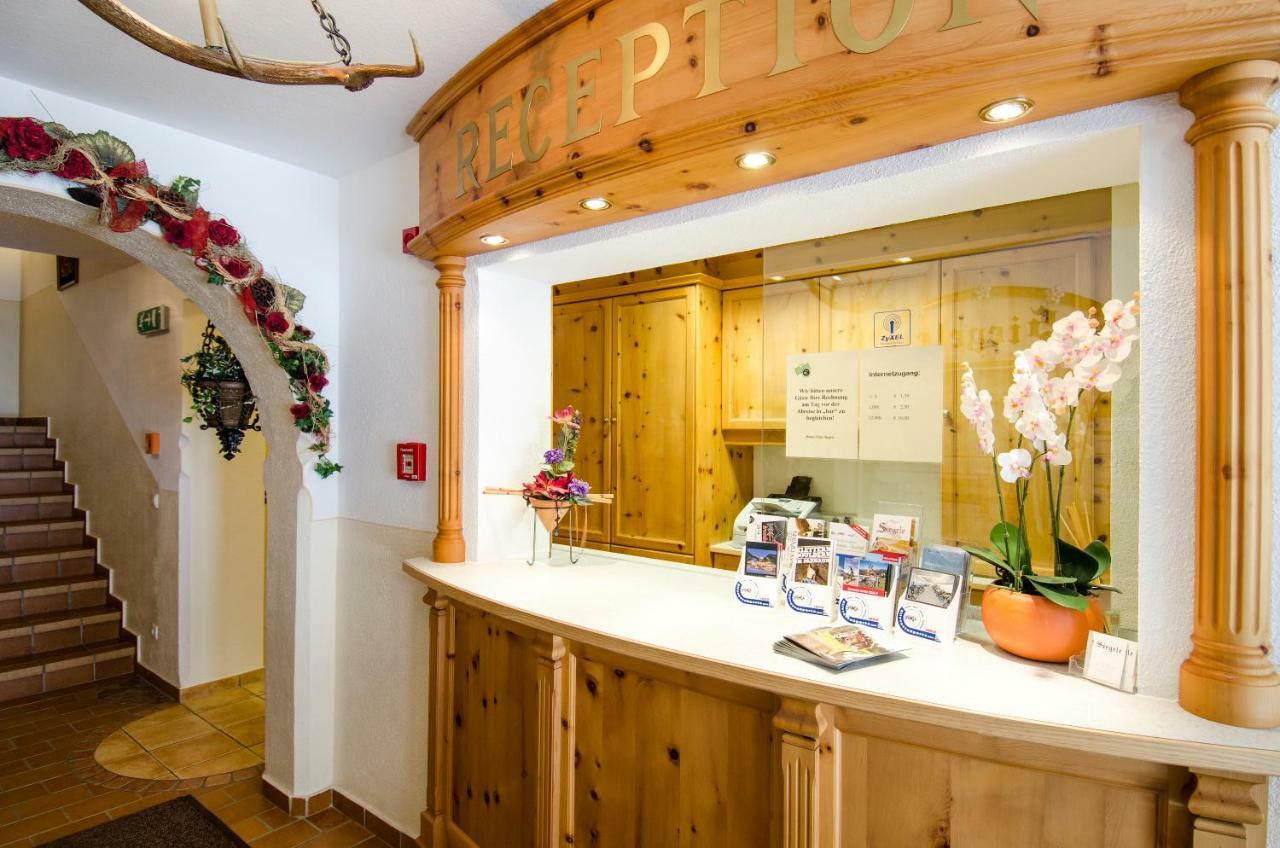 Hotel Garni Siegele - Inklusive Silvretta-Card Premium Ischgl Ngoại thất bức ảnh